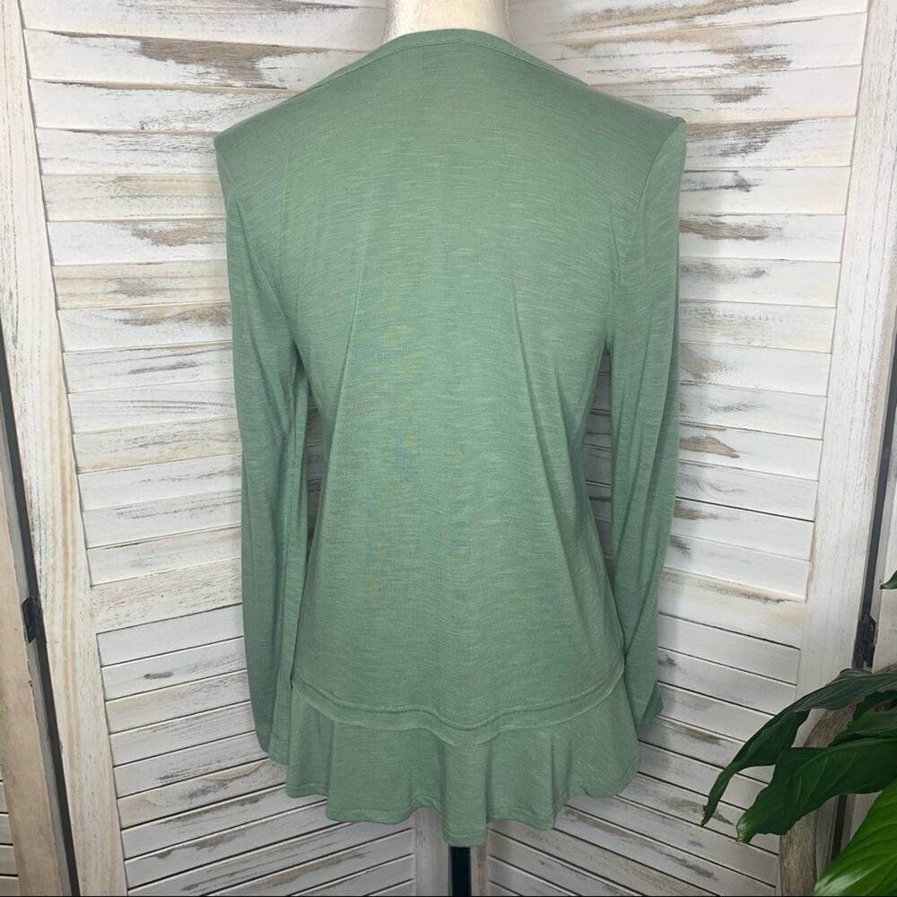 J. CREW MERCANTILE Small V Neck Lightweight Sweater Top Ruffle Hem Light Green - Picture 3 of 11